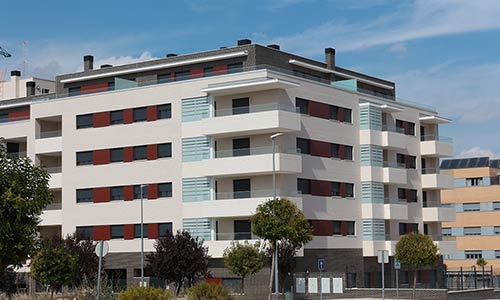 Ejecución de 52 viviendas en altura, garaje y trastero en Guadalajara. Construcciones Ruesma